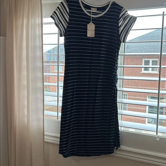 HEM & THREAD - Picture 1 of 1